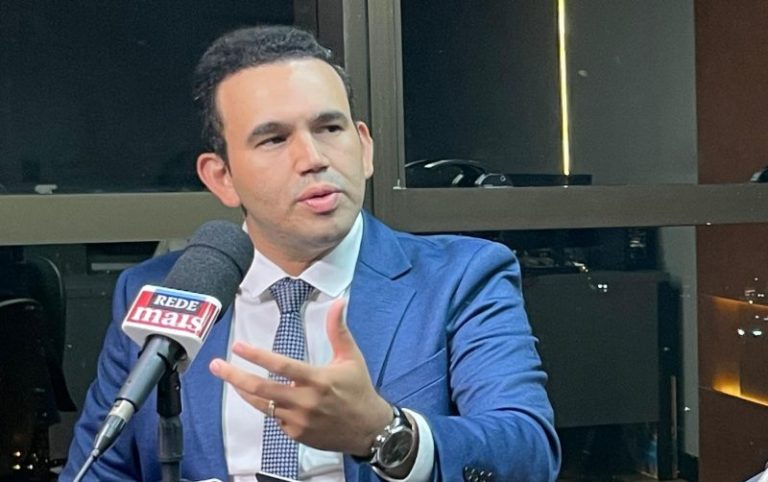 Jhony oficializa desfiliação ao PSB: ‘Reflexão serena e responsável”