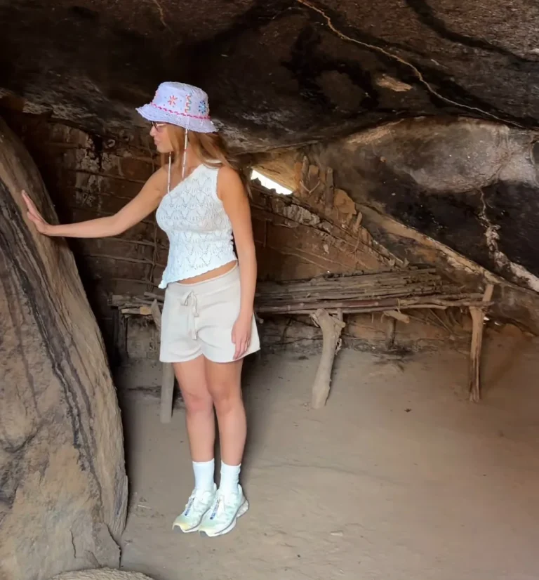 Paraibana Juliette do BBB visita Monteiro e conhece a Loca de Zabé