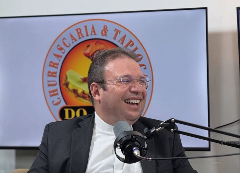 Pe. Fabrício Timóteo se apresenta nesta segunda-feira (12) em São Sebastião do Umbuzeiro