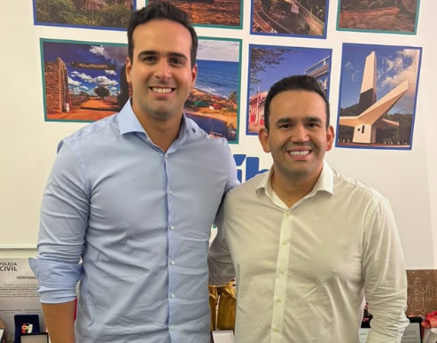 Após especulações sobre posicionamento de Jhony Bezerra, Lucas Ribeiro se encontra com o novo dirigente do Avante na Paraíba