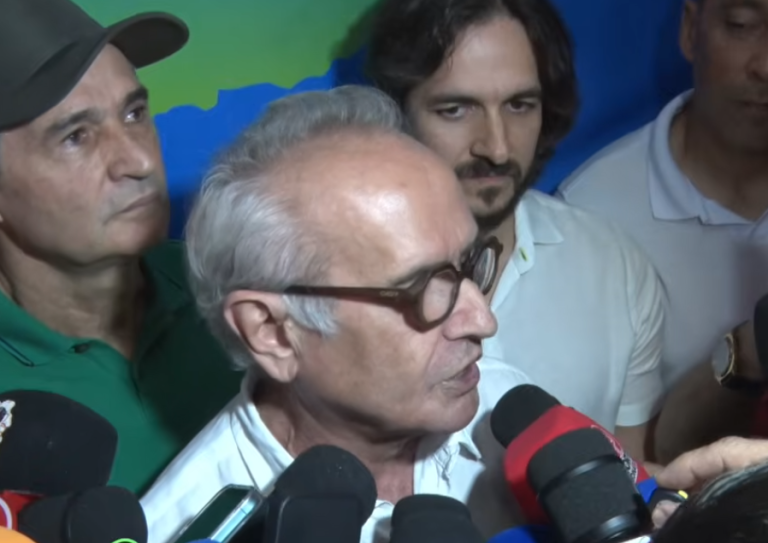 Em CG, Cícero confirma que vice será da Rainha da Borborema e convida Pedro para coordenar plano de governo