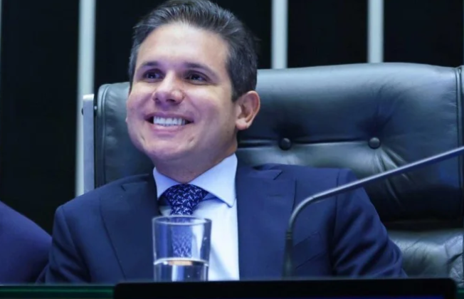 Hugo Motta projeta liderança de Lucas Ribeiro já no 1º turno da disputa pelo Governo da Paraíba