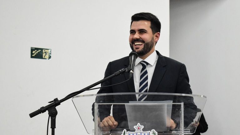 Educação da PB garante convocação dos primeiros aprovados no concurso para professores nos próximos dias