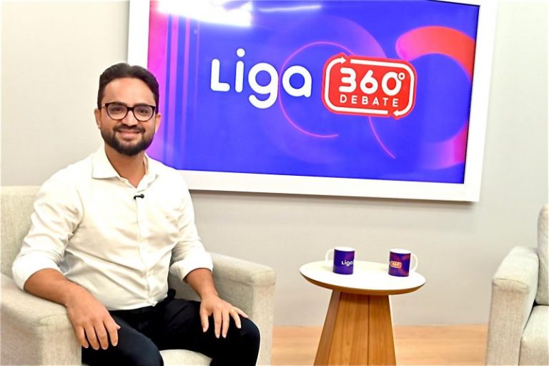 Tibério aconselha Jhony ‘a pensar muito bem’ antes de decidir sobre apoio ao Governo