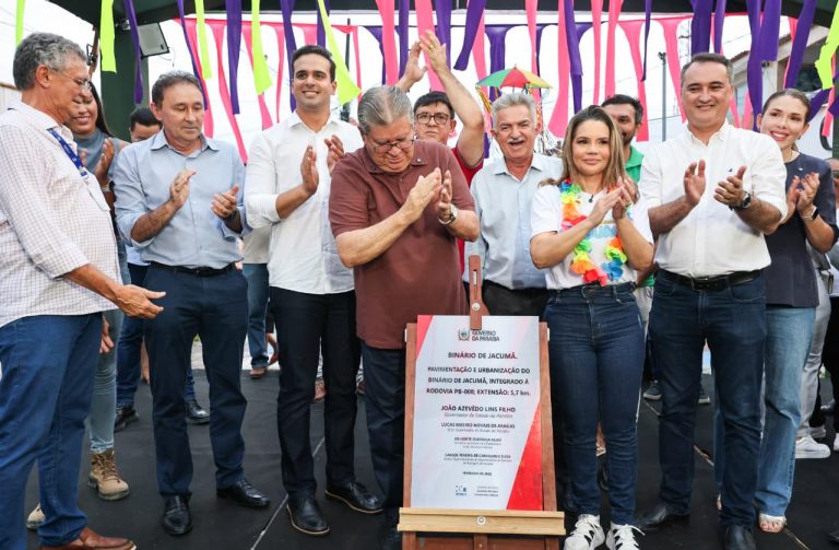 João Azevêdo entrega Binário de Jacumã, Centro de Atendimento ao Turista e recebe Título de Cidadania Condense