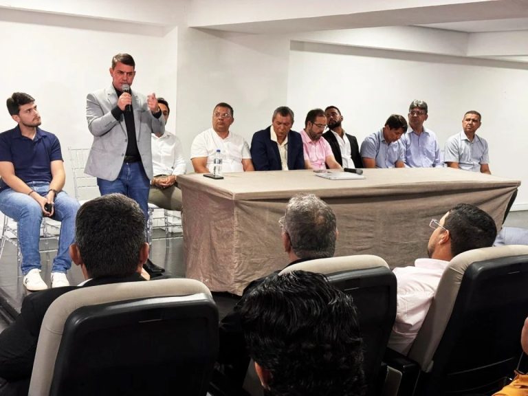Fecam-PB reúne dirigentes de 82 câmaras municipais, articula PEC para receber emendas e anuncia pacote de benefícios para filiados